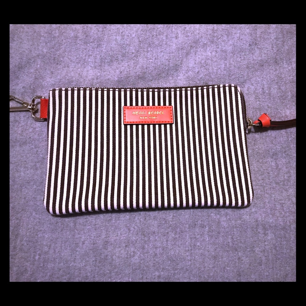 Henri Bendel pouch
